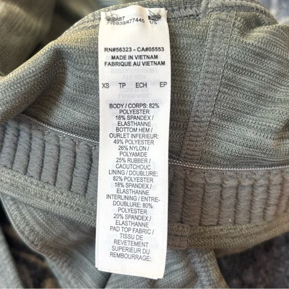 Nike Dri-Fit Swoosh Women’s Size XS Medium Support 1-Piece Pad Sports Bra BV3636 - Picture 4 of 5